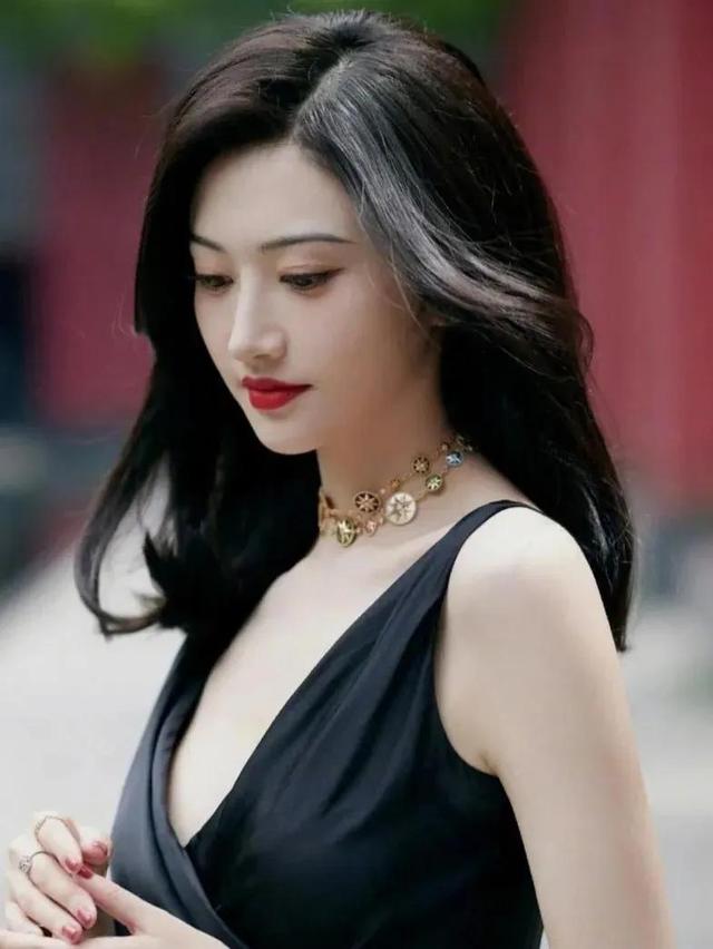 景甜为什么被称为活体貌美女？景甜为什么被称为活体貌美女呢！