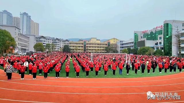 钟浩天和夏友善秘密基地？夏友善和钟浩天秘密基地视频！